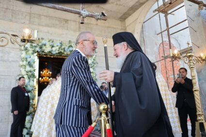 Biserica finanțată de Gigi Becali a fost sfințită într-un eveniment important