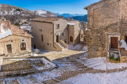 Sat medieval din Italia oferă beneficii pentru noii locuitori