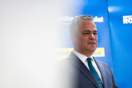 Adrian Veștea așteaptă să fie evaluat periodic până în 2028
