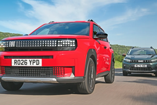 britanicii-au-comparat-o-dacia-sandero-stepway-cu-o-fiat-grande-panda-si-au-dat-verdictul