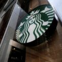 starbucks-inchide-simultan-mii-de-cafenele-in-coreea-de-sud-dupa-un-scandal-legat-de-o-campanie-publicitara-controversata
