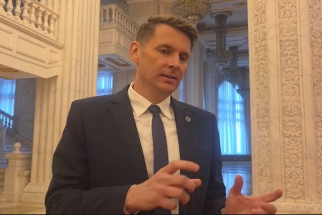 bolojan-sau-abrudean-ar-putea-sesiza-ccr-in-cazul-presedintelui
