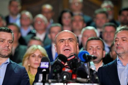 pnl-a-decis-ca-oricine-merge-in-guvernul-vestea-sau-voteaza-investirea-lui-sa-fie-exclus-din-partid.-votul:-37-pentru,-17-impotriva,-2-abtineri