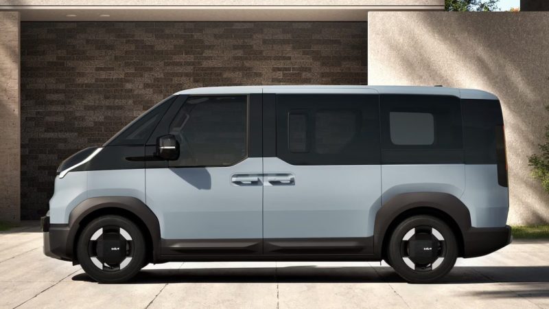 kia-lanseaza-duba-electrica-de-familie-cu-7-locuri-si-autonomie-de-peste-390-km.-pretul-care-o-face-interesanta-pentru-europa