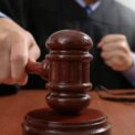 cine-este-judecatoarea-care-vrea-sa-ramana-in-activitate-la-98-de-ani.-curtea-suprema-a-raspuns-pe-loc-la-solicitarea-primita