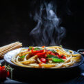 restaurantul-din-beijing-unde-oficialilor-chinezi-le-ar-fi-interzis-accesul.-povestea-kings-joy,-simbol-al-gastronomiei-si-al-luptei-anti-coruptie