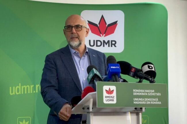 kelemen-hunor-catre-maghiari:-„in-spatele-lui-vestea-ar-aparea-o-majoritate-incerta,-opaca-si-inacceptabila.-ce-guvern-vrea-udmr