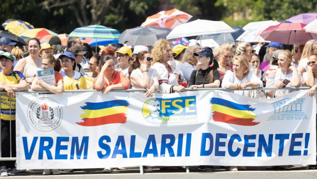 protest-masiv-in-bucuresti-al-sindicalistilor-din-educatie.-mii-de-profesori-ies-in-strada-si-ameninta-cu-blocarea-examenelor-din-aceasta-vara