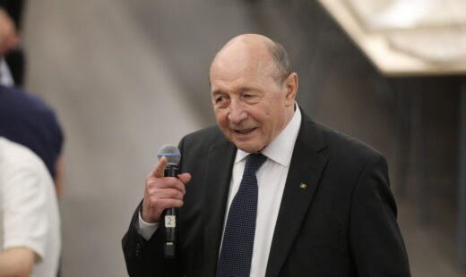 verdictul-lui-basescu-pentru-guvernul-vestea:-nu-vad-multe-optiuni.-este-clar-ca-au-nevoie-de-voturi-de-la-aur
