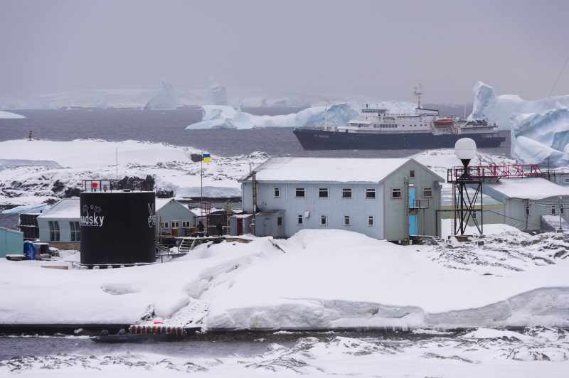 seiful-ascuns-sub-gheata-antarcticii-care-ar-putea-salva-istoria-climei-pamantului.-ce-pastreaza-in-interior