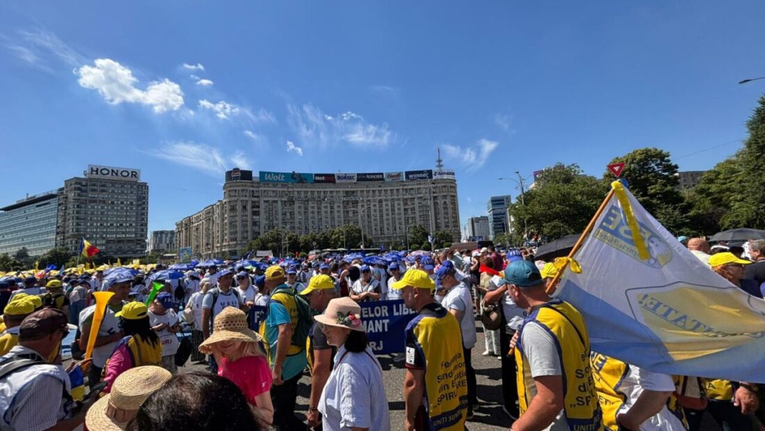 profesorii-protesteaza-in-fiecare-zi-din-saptamana-viitoare-la-parlament:-am-ramas-doar-cu-promisiuni