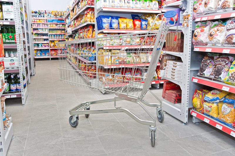 de-ce-supermarketurile-monteaza-aceste-bucle-metalice-pe-carucioare.-functia-lor-este-ingenioasa