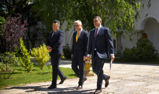 cand-si-au-dat-seama-ca-tarisoara-sufera?.-dan-dungaciu-(aur)-ironizeaza-fosta-coalitie:-cu-cat-cad-mai-repede,-cu-atat-mai-bine