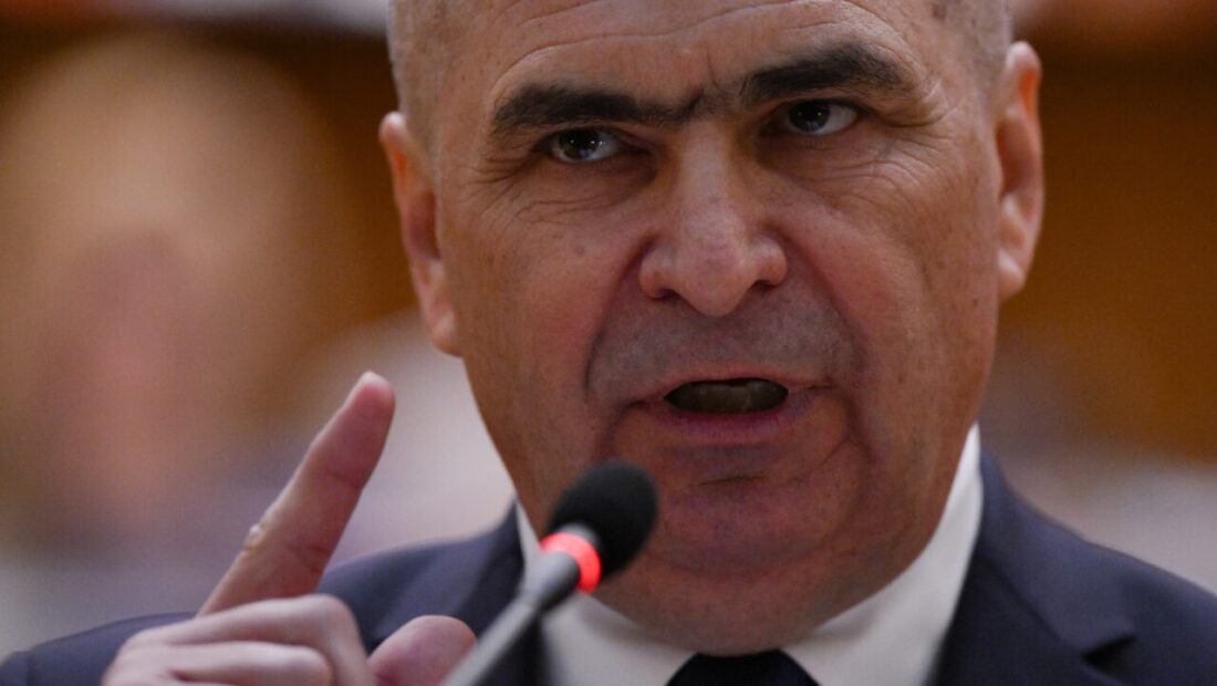 scrisoare-de-protest-din-partea-contestatarilor-lui-bolojan.-cine-sunt-cei-22-de-semnatari-si-ce-ii-reproseaza