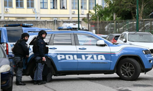 romanca-din-italia,-suspectata-ca-si-a-ucis-fiica-de-13-ani,-iar-apoi-s-a-sinucis