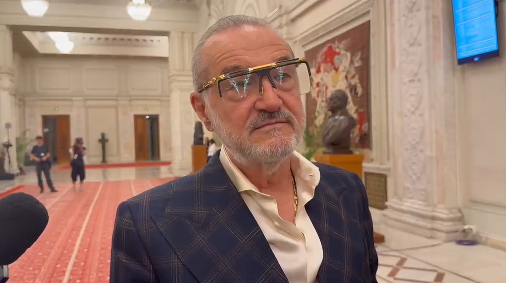 gigi-becali-a-mers-in-parlament-pentru-votul-guvernului-vestea-cu-o-alta-varianta-de-premier:-„asuma-ti”