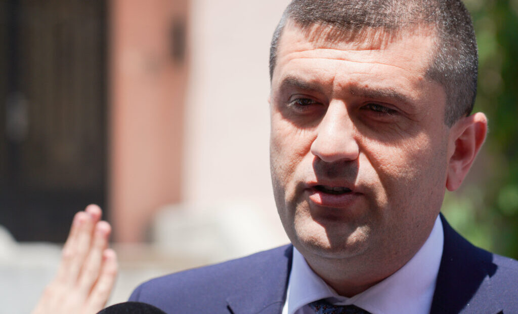 radu-miruta-dupa-respingerea-guvernului-vestea:-astazi,-romania-a-fost-tratata-ca-o-miza-intr-un-joc-politic