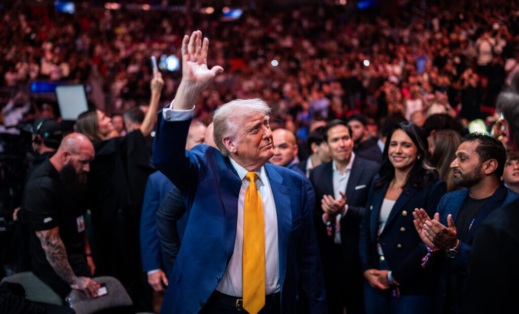 inca-doi-suspecti-au-fost-arestati-in-dosarul-complotului-care-viza-gala-ufc-organizata-de-donald-trump-la-casa-alba
