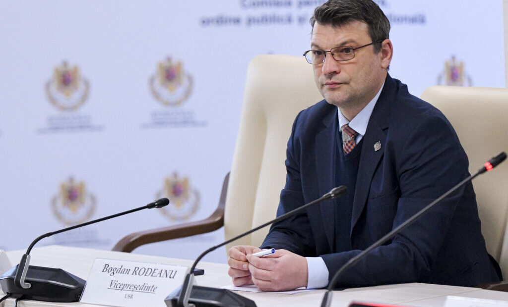 deputat-usr:-un-guvern-psd-ar-fi-inca-o-farsa-de-guvern-vestea-2.0