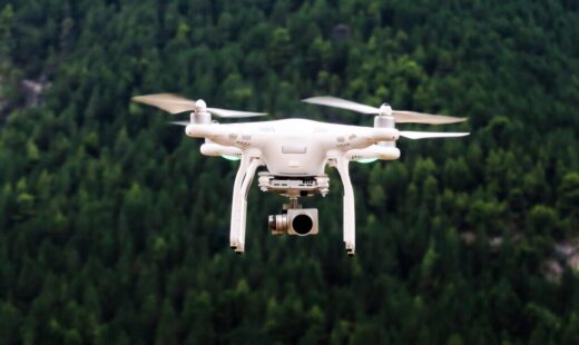ucraina-anunta-ca-a-distrus-drone-rusesti-conectate-la-starlink-in-marea-neagra
