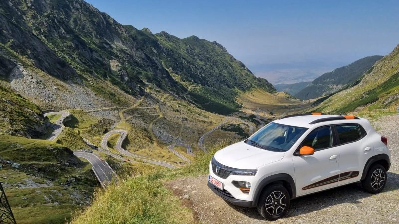 transfagarasanul-bate-route-66-la-capitolul-masini-electrice:-drumul-din-romania,-in-topul-mondial-pentru-road-trip-uri-ev