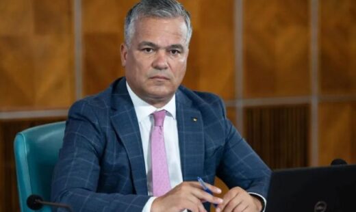 guvernul-adrian-vestea-a-picat-in-parlament.-nu-a-primit-votul-de-incredere