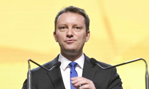 cine-este-siegfried-muresan,-propunere-pnlusrudmr-pentru-sefia-guvernului.-eurodeputat-cu-experienta-la-bruxelles