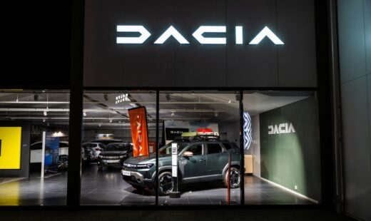 dacia-a-luat-o-decizie-fara-precedent:-garantie-de-10-ani!