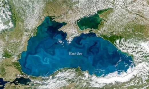 imagini-de-la-nasa.-de-ce-marea-neagra-ar-fi-devenit-turcoaz