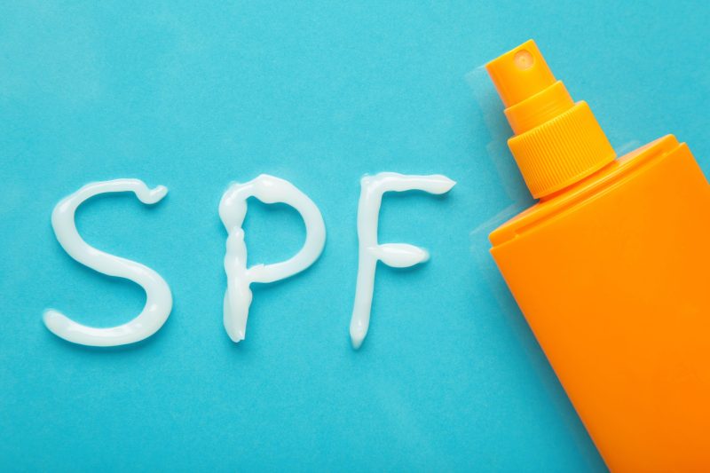 spf,-uva-si-uvb:-care-sunt-diferentele-si-cum-alegi-corect-crema-de-protectie-solara