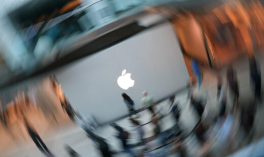 apple-cere-acordul-sua-pentru-a-cumpara-cipuri-de-la-o-companie-chineza-de-pe-lista-neagra-a-pentagonului