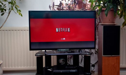 cum-verifici-viteza-internetului-direct-de-pe-televizor.-trucul-simplu-care-te-ajuta-sa-afli-de-ce-se-blocheaza-netflix