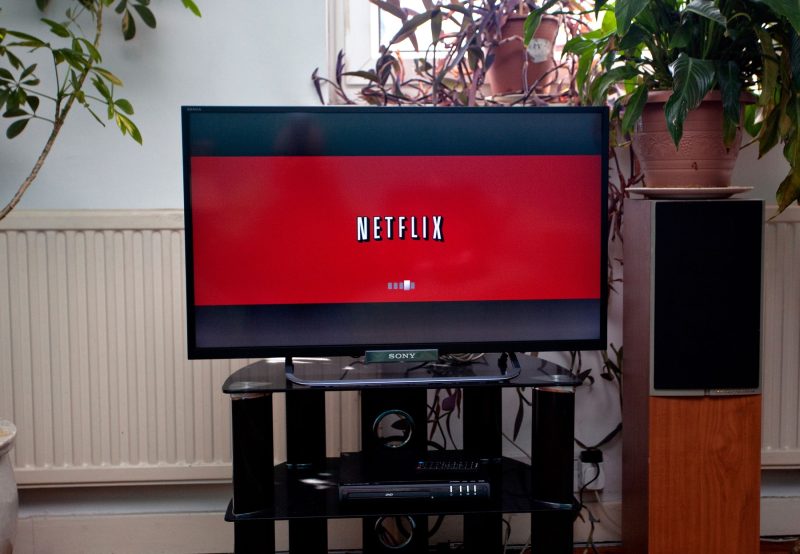 cum-verifici-viteza-internetului-direct-de-pe-televizor.-trucul-simplu-care-te-ajuta-sa-afli-de-ce-se-blocheaza-netflix