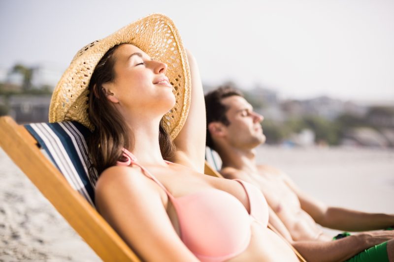 cand-devine-periculoasa-expunerea-la-soare.-la-ce-ore-este-recomandat-sa-stai-la-plaja-vara-si-ce-indica-indicele-uv