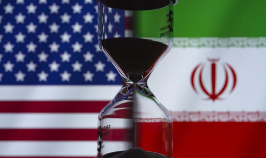 sua-si-iranul-au-convenit-sa-opreasca-atacurile-si-se-intalnesc-in-qatar-pentru-negocieri-privind-stramtoarea-ormuz