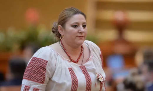 diana-sosoaca-ii-cere-patriarhului-daniel-sa-ia-atitudine-impotriva-lui-nicusor-dan:-„aparati-familia-crestina!”