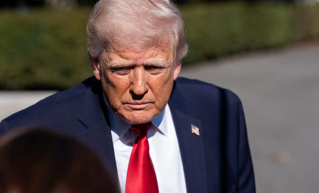 trump-a-castigat-peste-1,4-miliarde-de-dolari-din-afaceri-cu-criptomonede