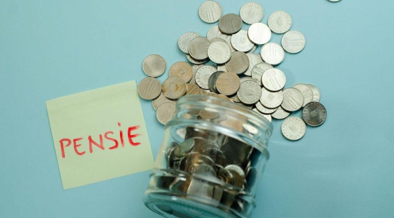 cat-trebuie-sa-castigi-pentru-o-pensie-de-4000-de-lei.-exemplu-de-calcul-dupa-legea-pensiilor-din-2026