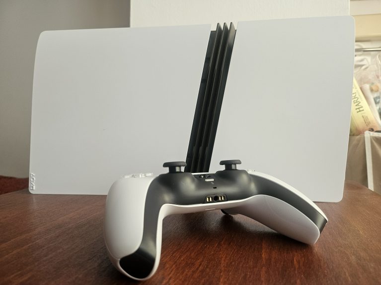 sony-renunta-la-jocurile-pe-disc:-de-ce-pierderea-formatului-fizic-ii-afecteaza-inclusiv-pe-gamerii-care-cumpara-doar-digital
