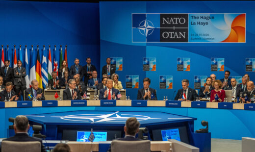 banca-globala-pentru-aparare,-pe-agenda-summitului-nato.-canada-cauta-sprijinul-a-zece-tari