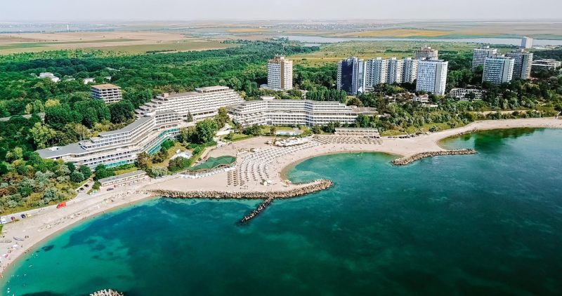 vacanta-la-mare-de-la-722-de-lei.-hotelierii-vin-cu-oferte-de-all-inclusive-la-doua-stele-si-servicii-gratuite