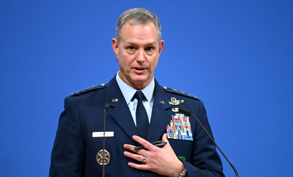 comandantul-suprem-al-fortelor-aliate-din-europa:-aliatii-au-acoperit-aproape-toate-golurile-lasate-de-reducerea-contributiei-militare-a-sua