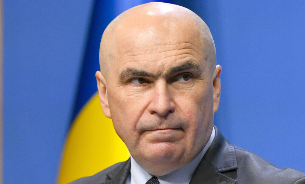 bolojan,-mesaj-de-ziua-independentei-sua:-am-incredere-in-viitorul-relatiei-dintre-tarile-noastre