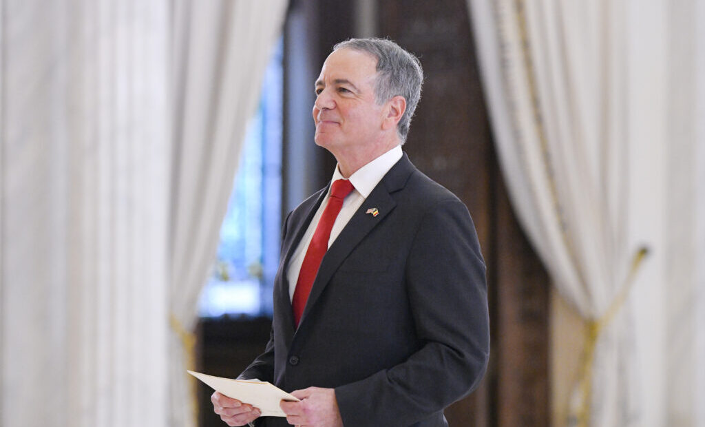 mesajul-transmis-de-ambasada-sua-de-4-iulie.-ambasadorul-darryl-nirenberg:-libertatea-cere-implicare-si-munca