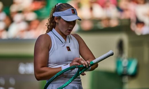scene-socante-la-wimbledon!-rusoaica-mirra-andreeva-a-inceput-sa-planga-pe-teren-si-a-tipat