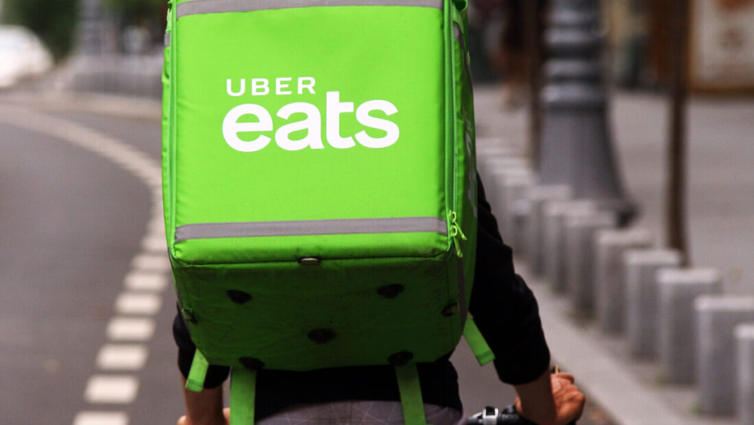 uber-isi-amana-extinderea-serviciilor-de-livrare-a-mancarii.-romania,-afectata-de-decizie
