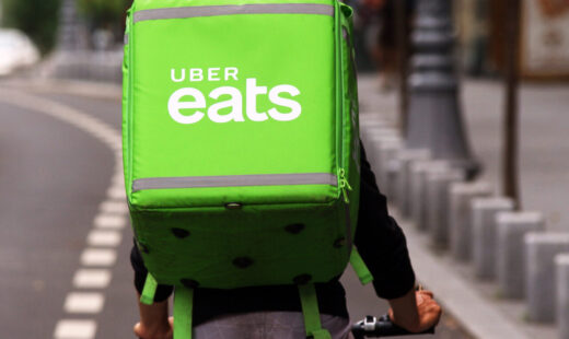 uber-isi-amana-extinderea-serviciilor-de-livrare-a-mancarii.-romania,-afectata-de-decizie