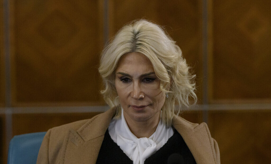 raluca-turcan-il-acuza-pe-sorin-grindeanu-de-manipulare.-pnl-nu-s-a-razgandit-niciodata,-nu-guvernam-cu-psd