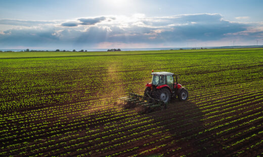se-schimba-legea-pentru-motorina-din-agricultura.-cum-vor-putea-fermierii-sa-cumpere-combustibil
