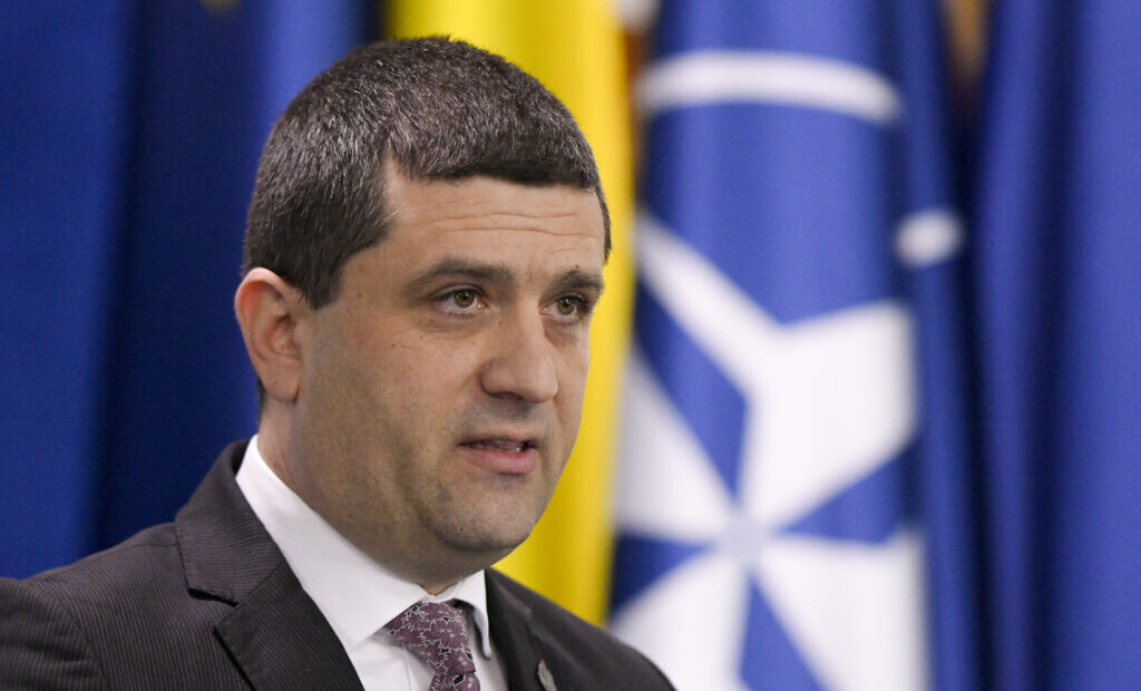 miruta,-despre-amenintarile-cu-drone:-romania-si-a-invatat-lectia.-dineu-cu-aliatii-nato-din-indo-pacific